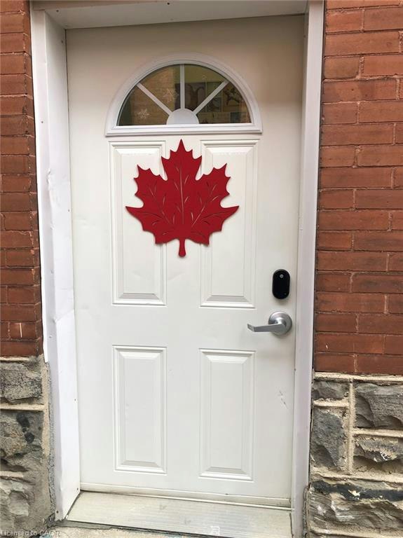 Lower-71 Water Street, Kitchener, ON, N2G 1Z4
