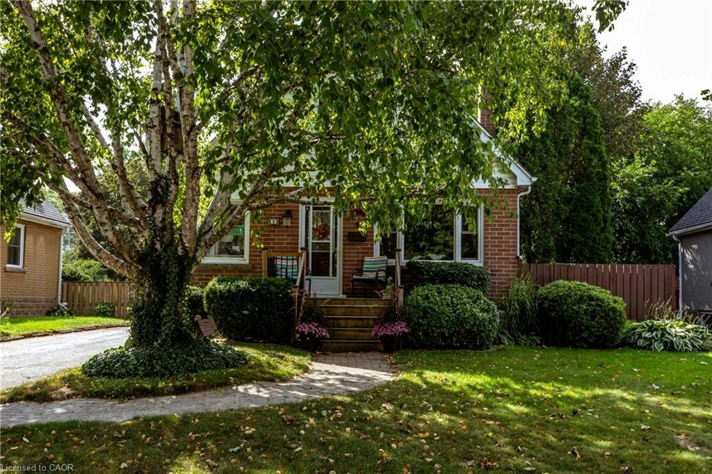 5 Cameron Avenue, Hamilton, ON, L9H 1P4