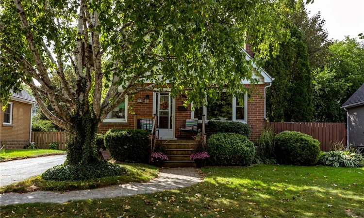 5 Cameron Avenue