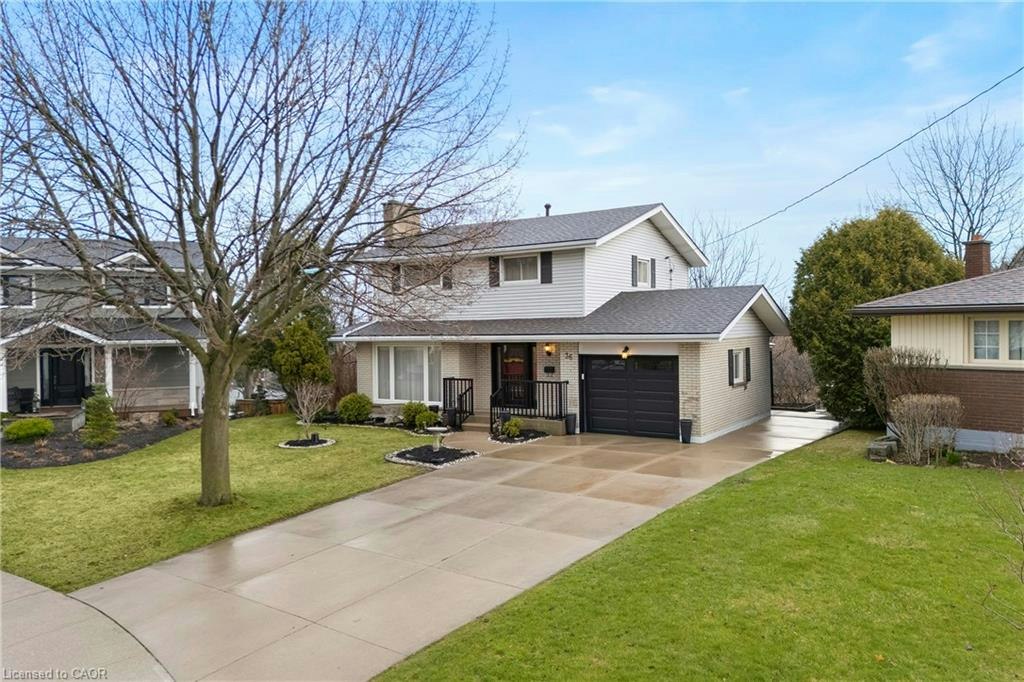 36 Buckingham Drive, Hamilton, ON, L9C 2G5