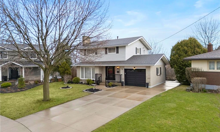 36 Buckingham Drive