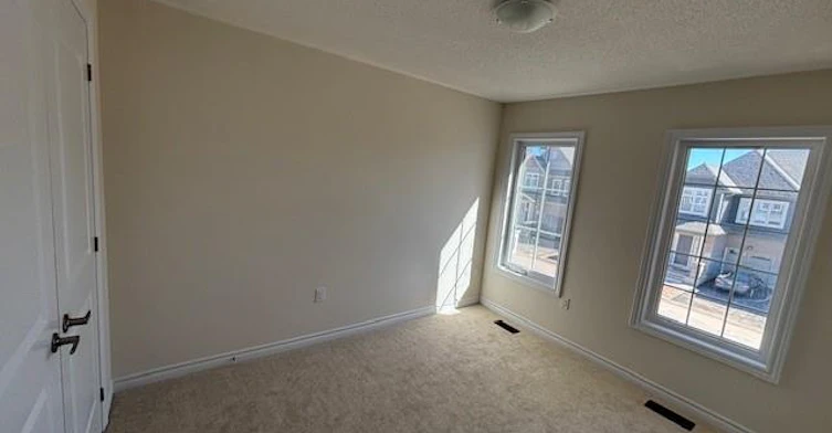 102 Mcgill Avenue, Erin, ON, N0B 1T0 - 9