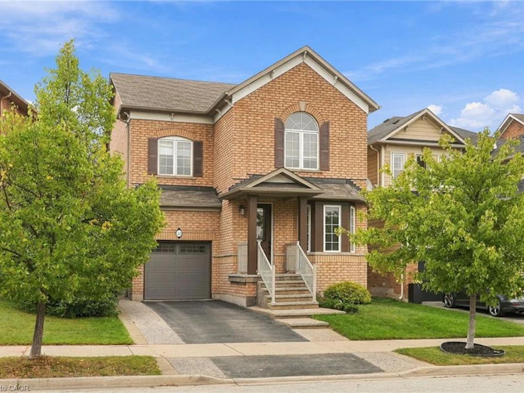 32 Wimberly Avenue, Hamilton, ON, L8B 0R9