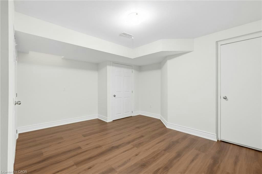 32 Wimberly Avenue, Hamilton, ON, L8B 0R9 - 38