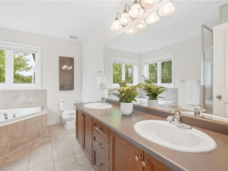 32 Wimberly Avenue, Hamilton, ON, L8B 0R9 - 24