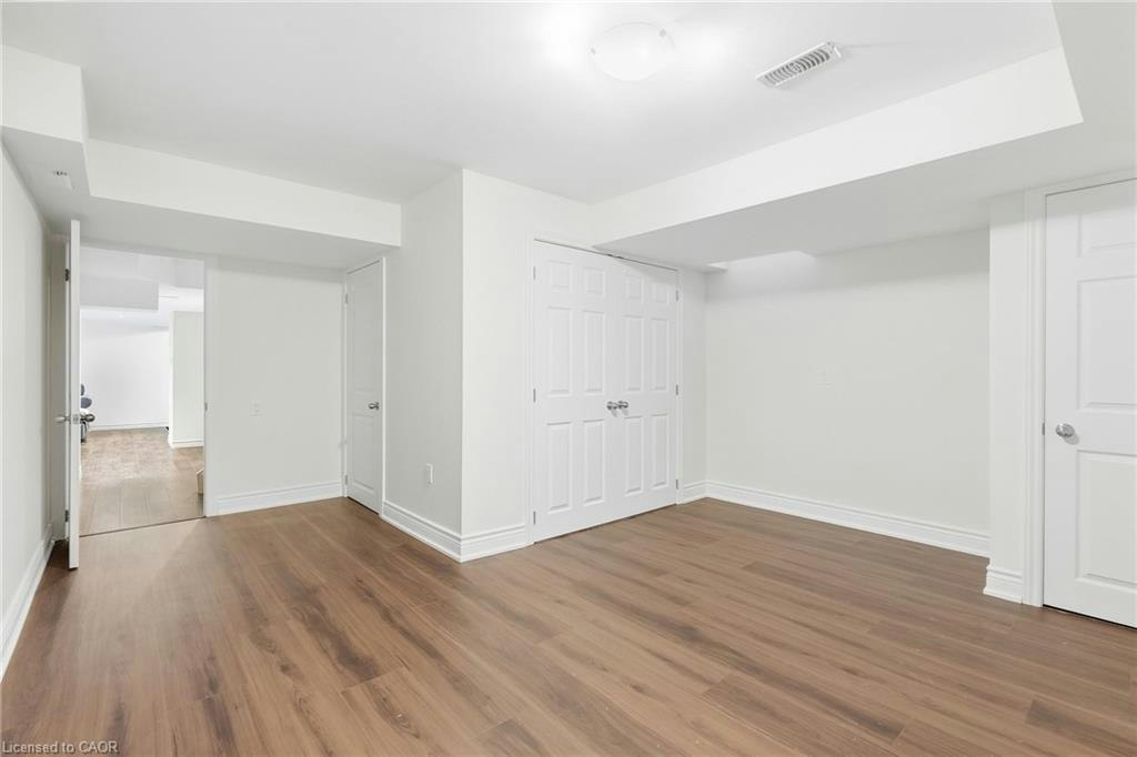 32 Wimberly Avenue, Hamilton, ON, L8B 0R9 - 39