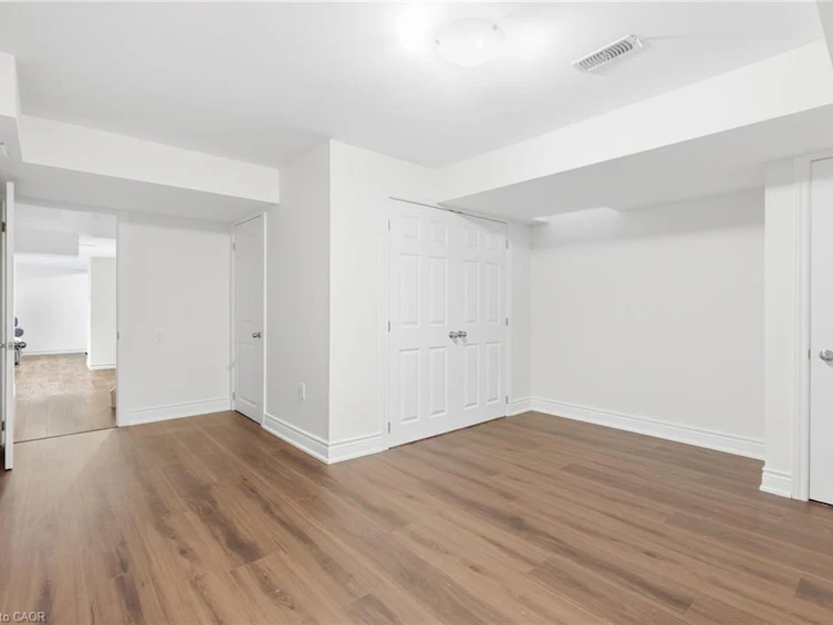 32 Wimberly Avenue, Hamilton, ON, L8B 0R9 - 39