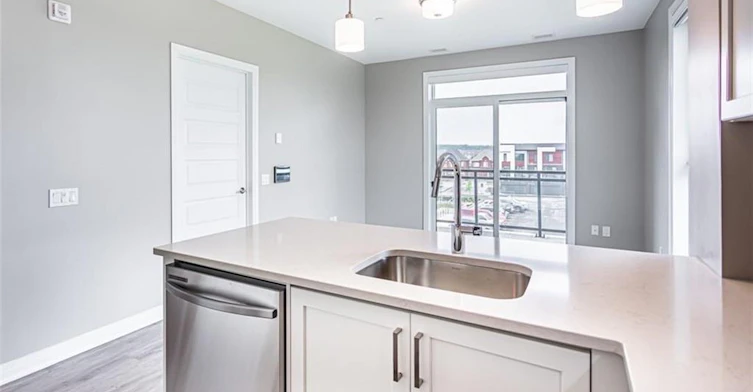 306-95 Dundas Road W, Oakville, ON, L6M 5N4 - 19