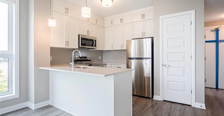 306-95 Dundas Road W, Oakville, ON, L6M 5N4 - 16