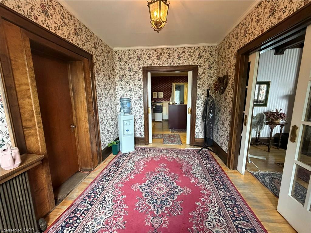 MAIN LEVEL-1558 King Street E, Cambridge, ON, N3H 3R5 - 9