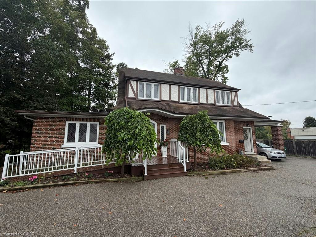 MAIN LEVEL-1558 King Street E, Cambridge, ON, N3H 3R5 - 3