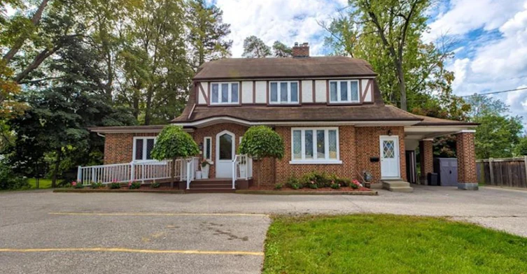MAIN LEVEL-1558 King Street E, Cambridge, ON, N3H 3R5