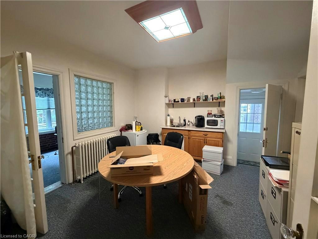 MAIN LEVEL-1558 King Street E, Cambridge, ON, N3H 3R5 - 14