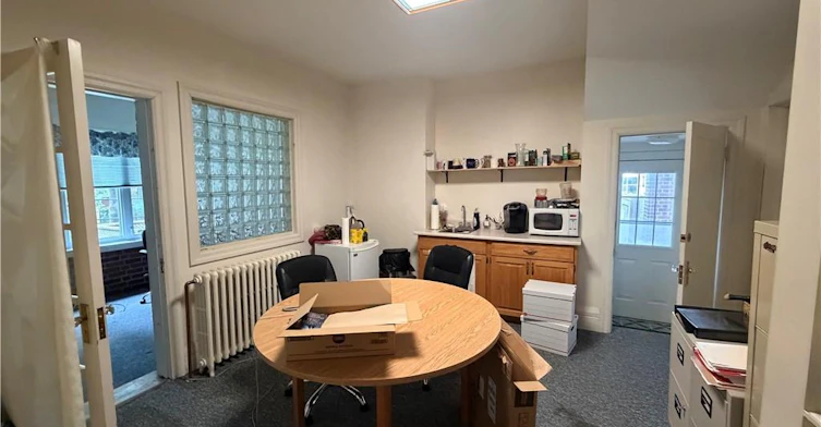 MAIN LEVEL-1558 King Street E, Cambridge, ON, N3H 3R5 - 14