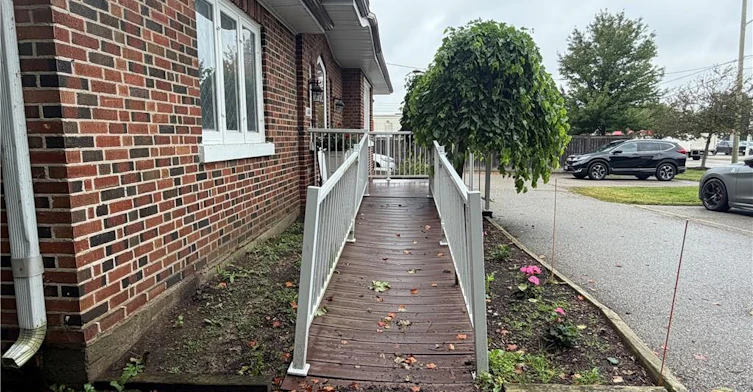 MAIN LEVEL-1558 King Street E, Cambridge, ON, N3H 3R5 - 4