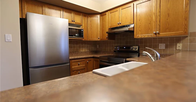 9-2 Harbour Drive, Hamilton, ON, L8E 6B1 - 7