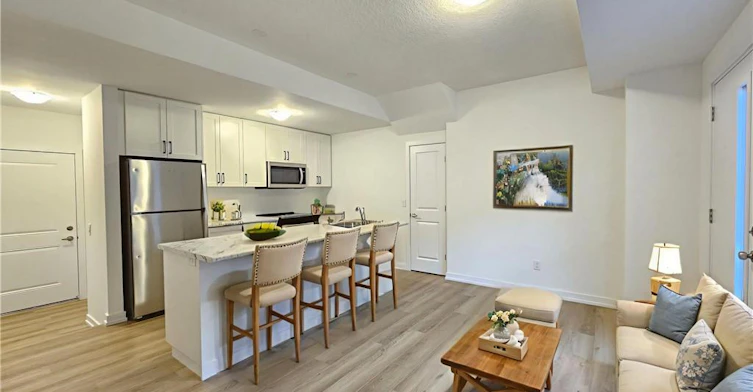 11-70 Kenesky Drive, Hamilton, ON, L8B 1Y4 - 3