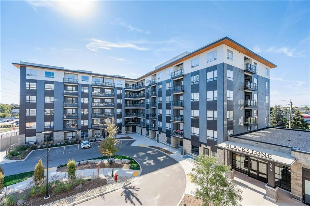 521-251 Northfield Drive E, Waterloo, ON, N2K 0G9