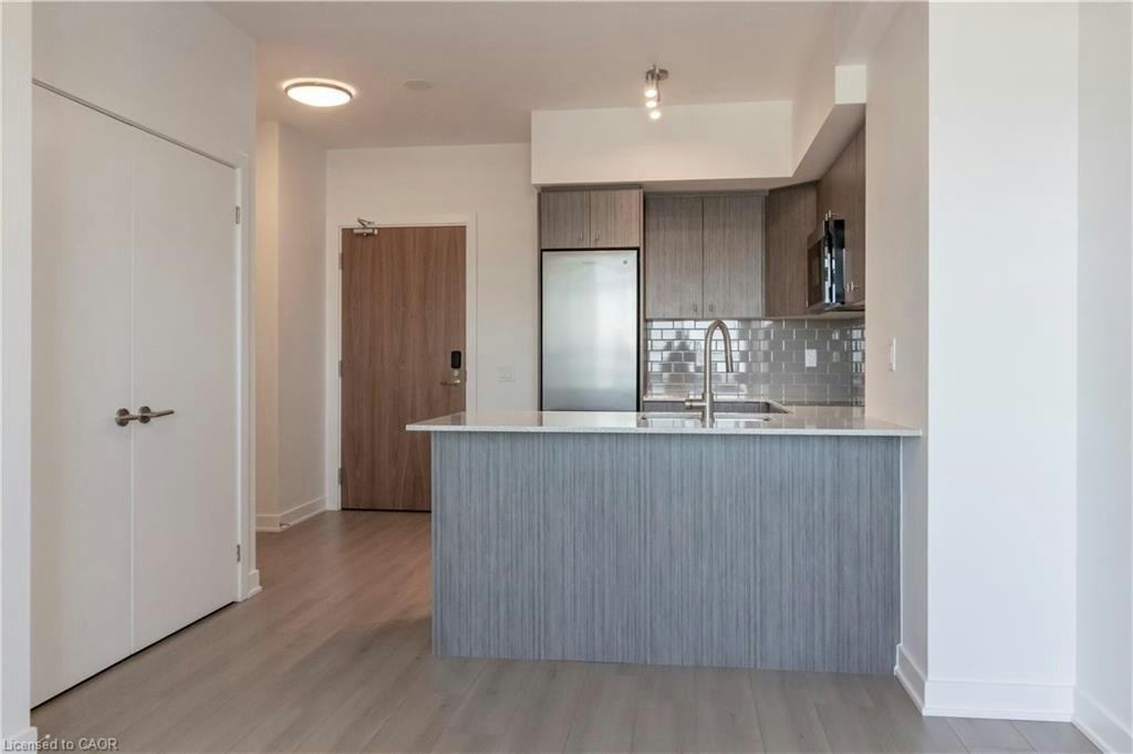 2411-25 Wellington Street S, Kitchener, ON, N2G 0G5 - 8