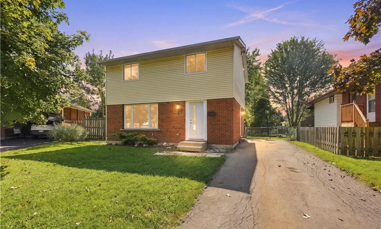 27 Cummington Place