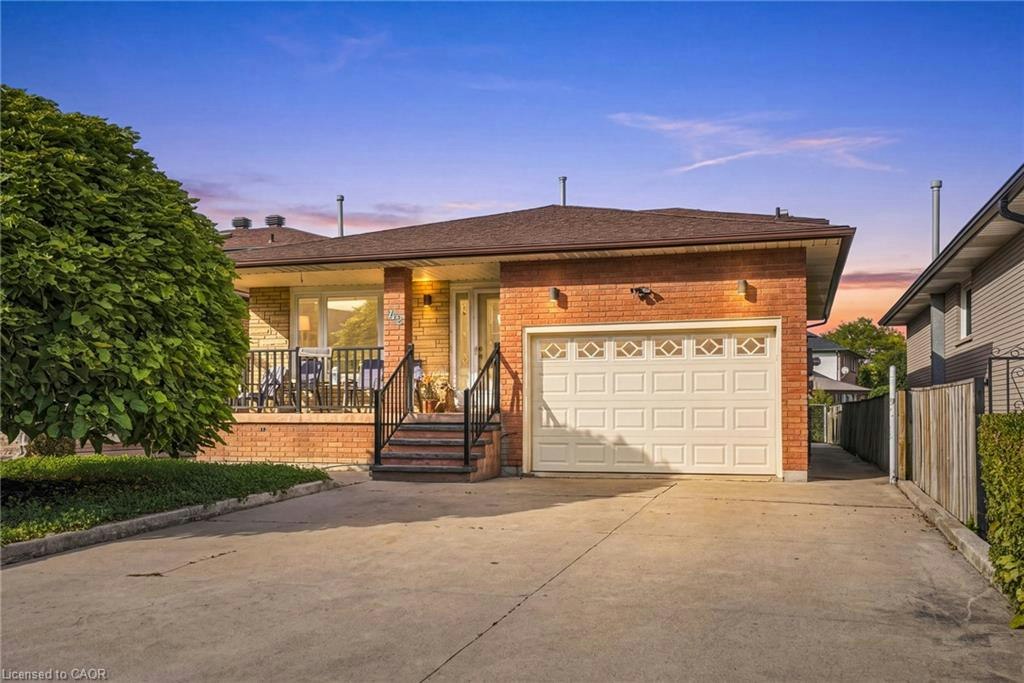 42 Lasila Court, Hamilton, ON, L9C 7B6