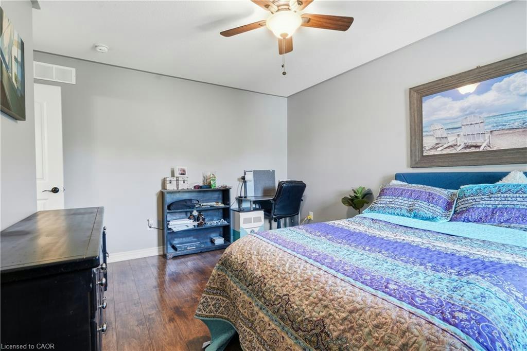 379 Michael Drive, Welland, ON, L3C 0A5 - 11