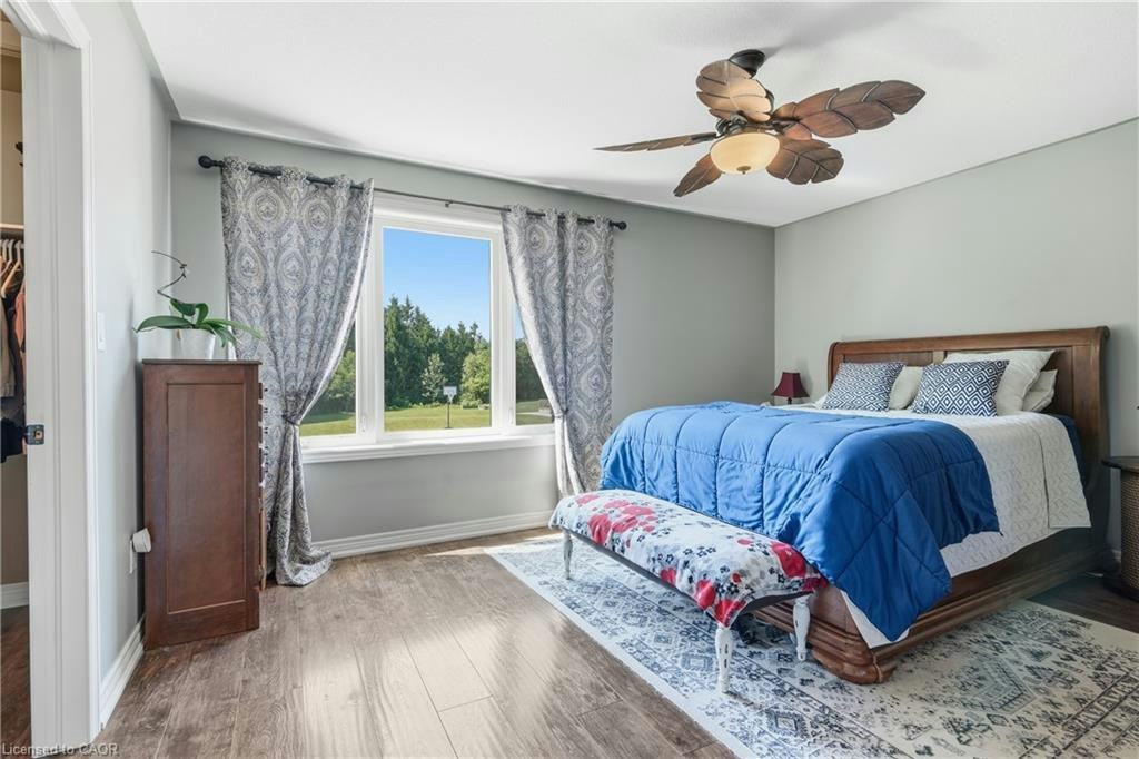 379 Michael Drive, Welland, ON, L3C 0A5 - 9
