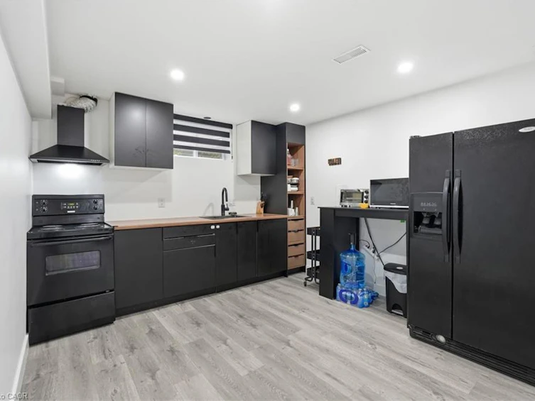 2 Currie Drive, Puslinch, ON, N0B 2C0 - 33
