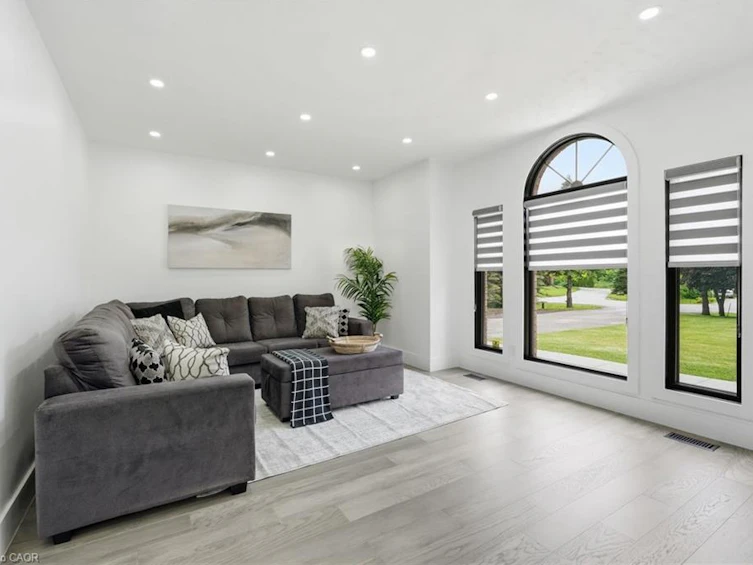 2 Currie Drive, Puslinch, ON, N0B 2C0 - 5