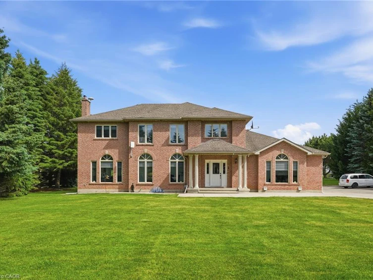 2 Currie Drive, Puslinch, ON, N0B 2C0