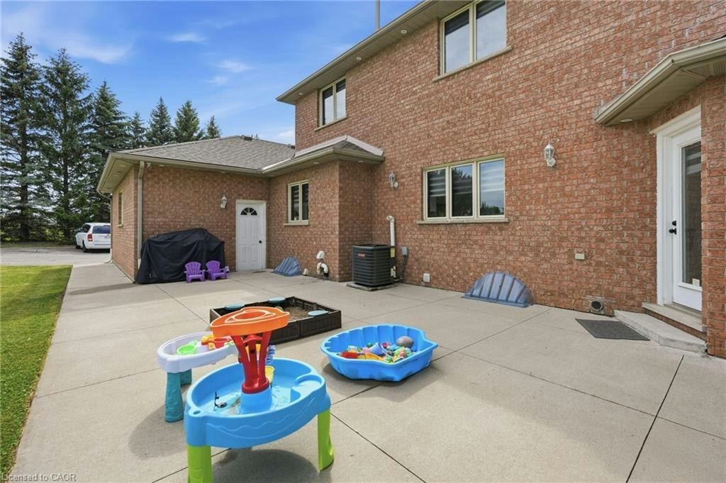 2 Currie Drive, Puslinch, ON, N0B 2C0 - 43
