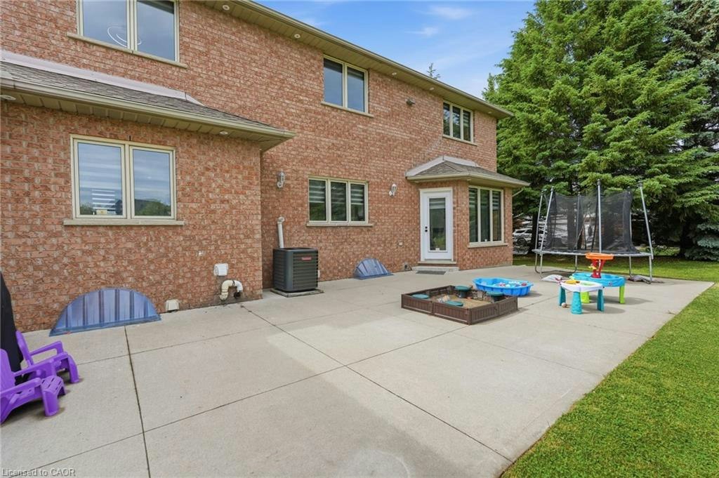 2 Currie Drive, Puslinch, ON, N0B 2C0 - 42