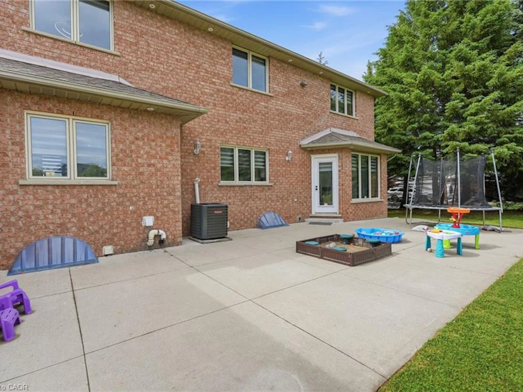 2 Currie Drive, Puslinch, ON, N0B 2C0 - 42