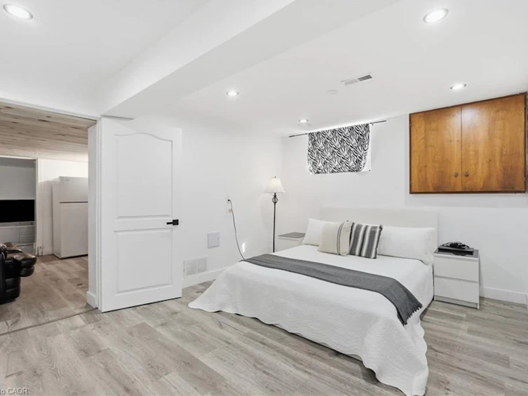 2 Currie Drive, Puslinch, ON, N0B 2C0 - 37
