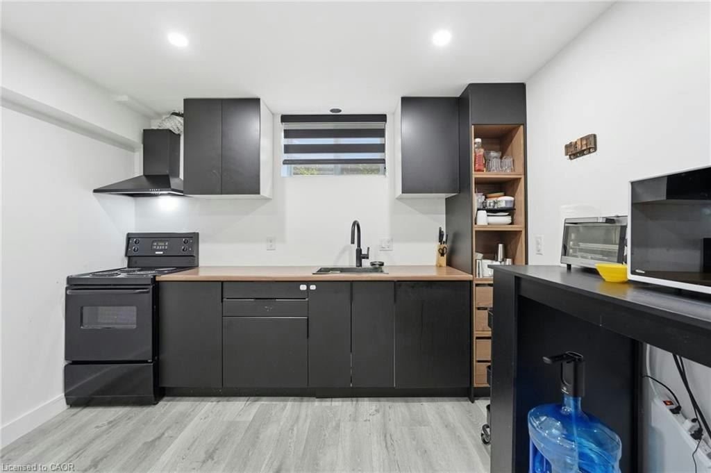 2 Currie Drive, Puslinch, ON, N0B 2C0 - 32