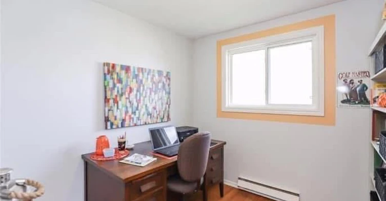 4-125 Livingston Avenue, Grimsby, ON, L3M 4S5 - 8