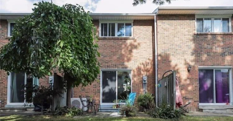 4-125 Livingston Avenue, Grimsby, ON, L3M 4S5 - 12