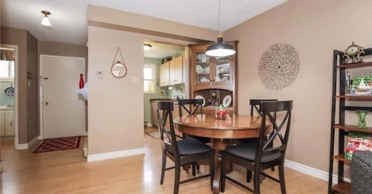 4-125 Livingston Avenue, Grimsby, ON, L3M 4S5 - 6