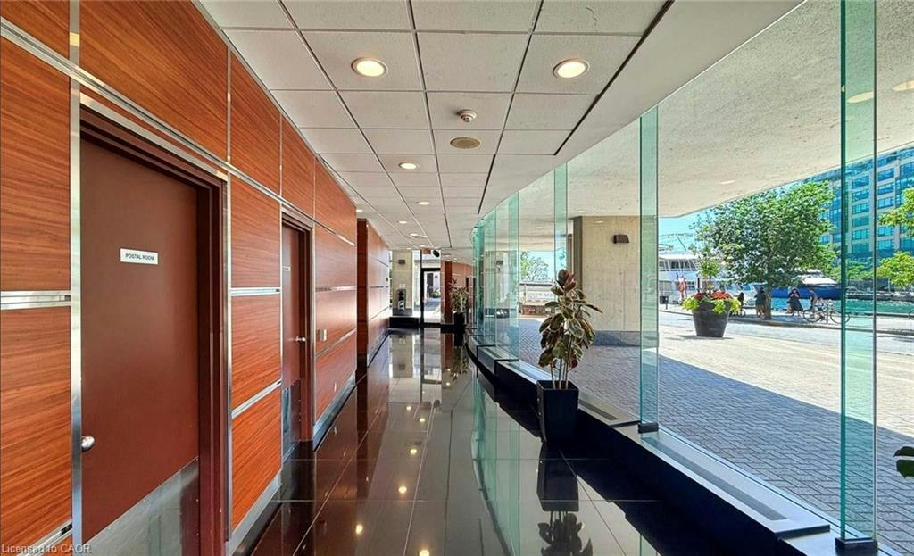 3111-77 Harbour Square, Toronto, ON, M5J 2S2 - 6