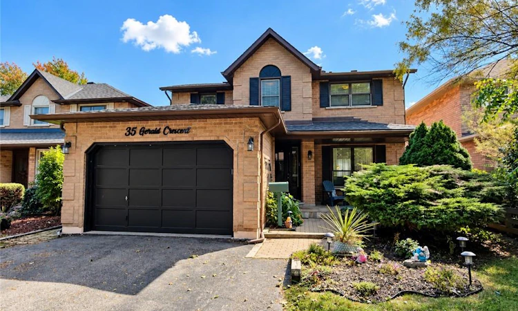 35 Gerald Crescent