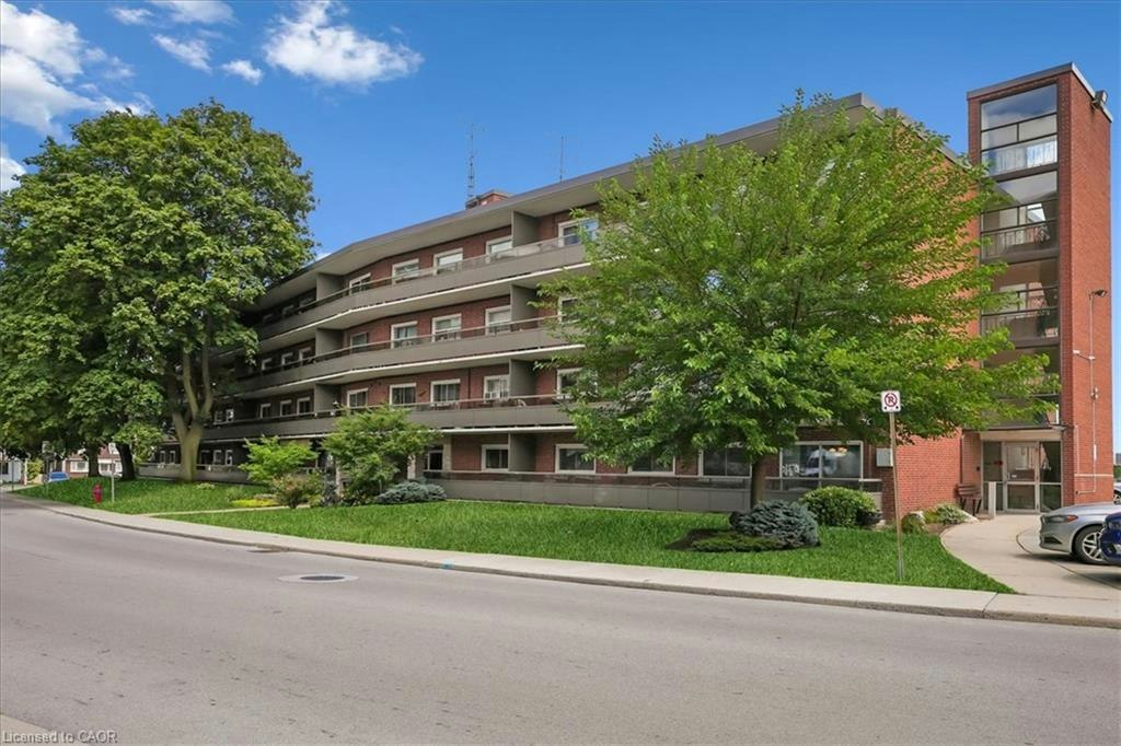 102-11 Woodman Drive S, Hamilton, ON, L8K 4E3