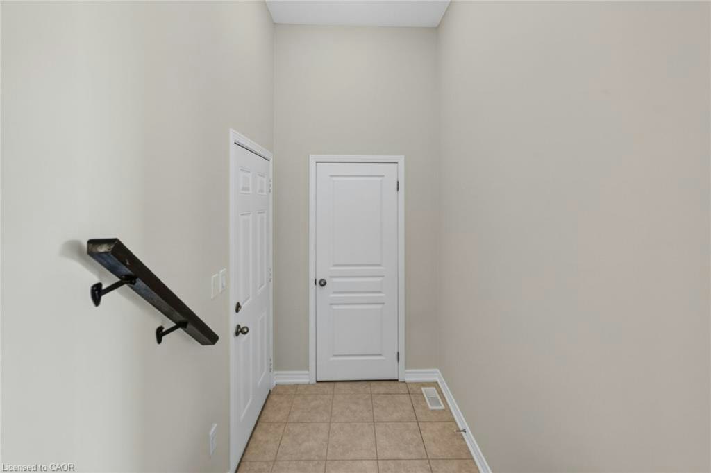 165 Lormont Boulevard, Hamilton, ON, L8J 0K2 - 9