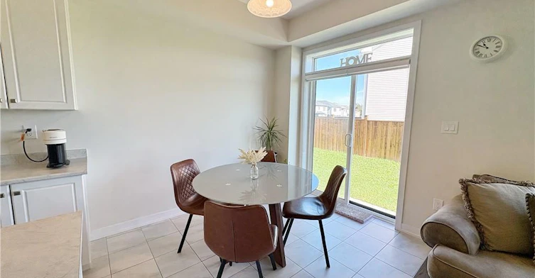 6 Owl Lane, Cayuga, ON, N3W 0G4 - 11