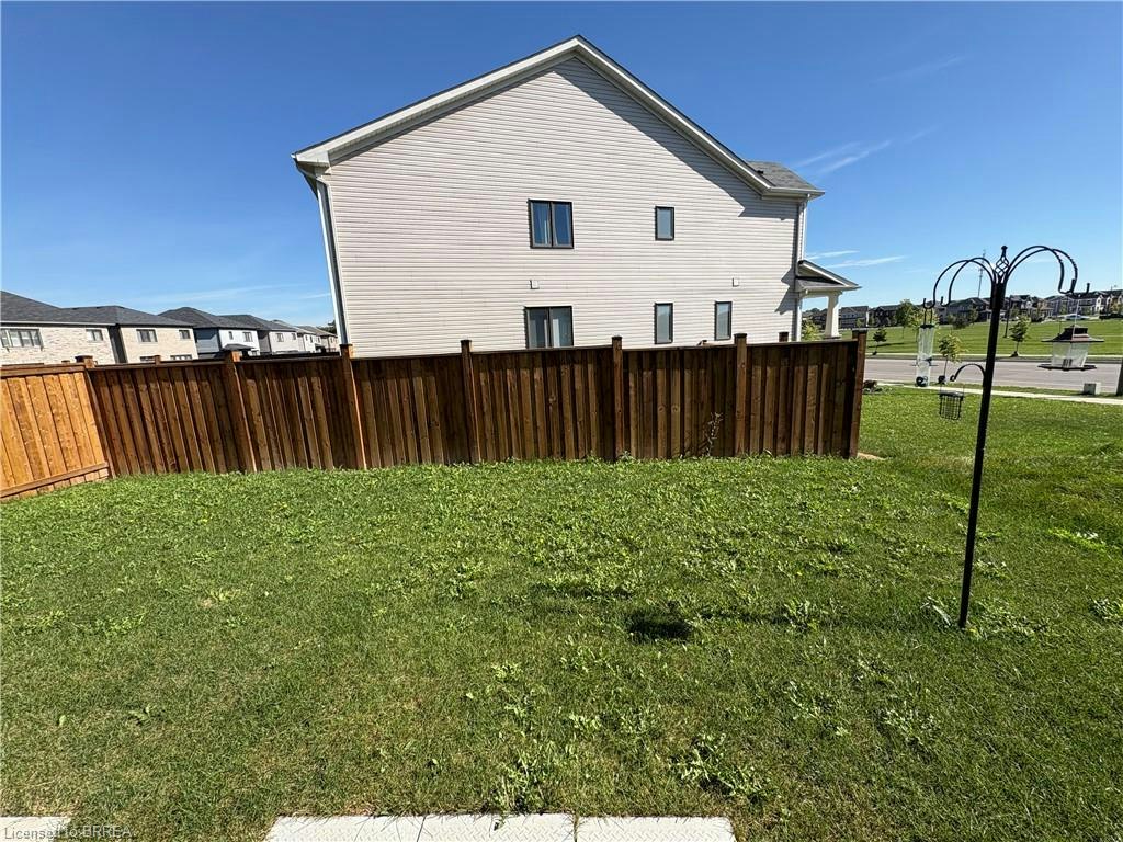 6 Owl Lane, Cayuga, ON, N3W 0G4 - 27