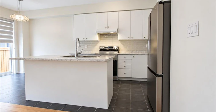 38 Lilac Circle, Cayuga, ON, N3W 0H6 - 11