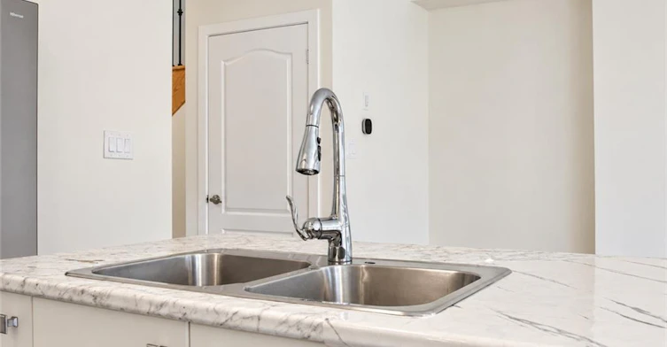 38 Lilac Circle, Cayuga, ON, N3W 0H6 - 18
