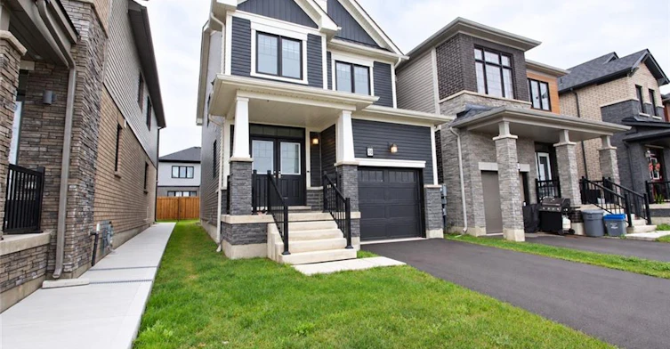 38 Lilac Circle, Cayuga, ON, N3W 0H6 - 2