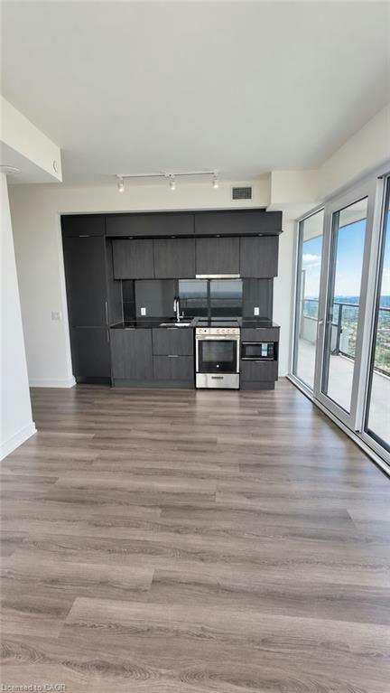 7402-448 Burnhamthorpe Road W, Mississauga, ON, L5B 0R4 - 3