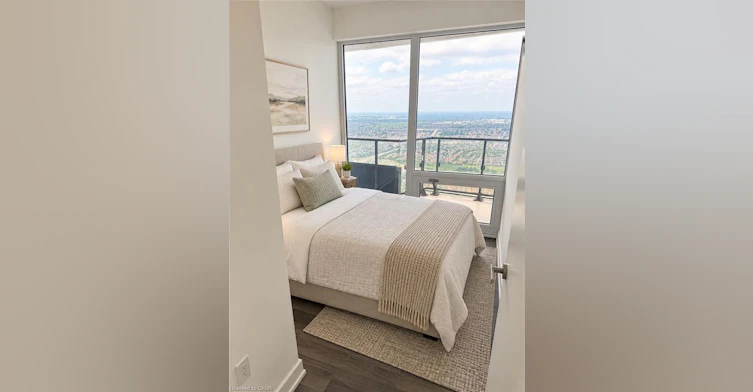 7402-448 Burnhamthorpe Road W, Mississauga, ON, L5B 0R4 - 17