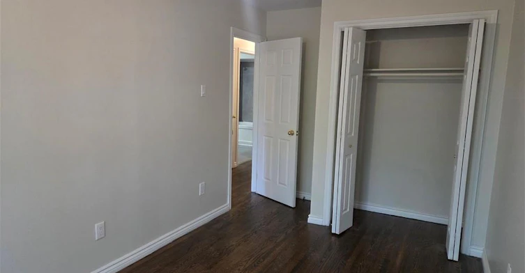 Upper Level-881 Lawrence Road, Hamilton, ON, L8K 2A4 - 9